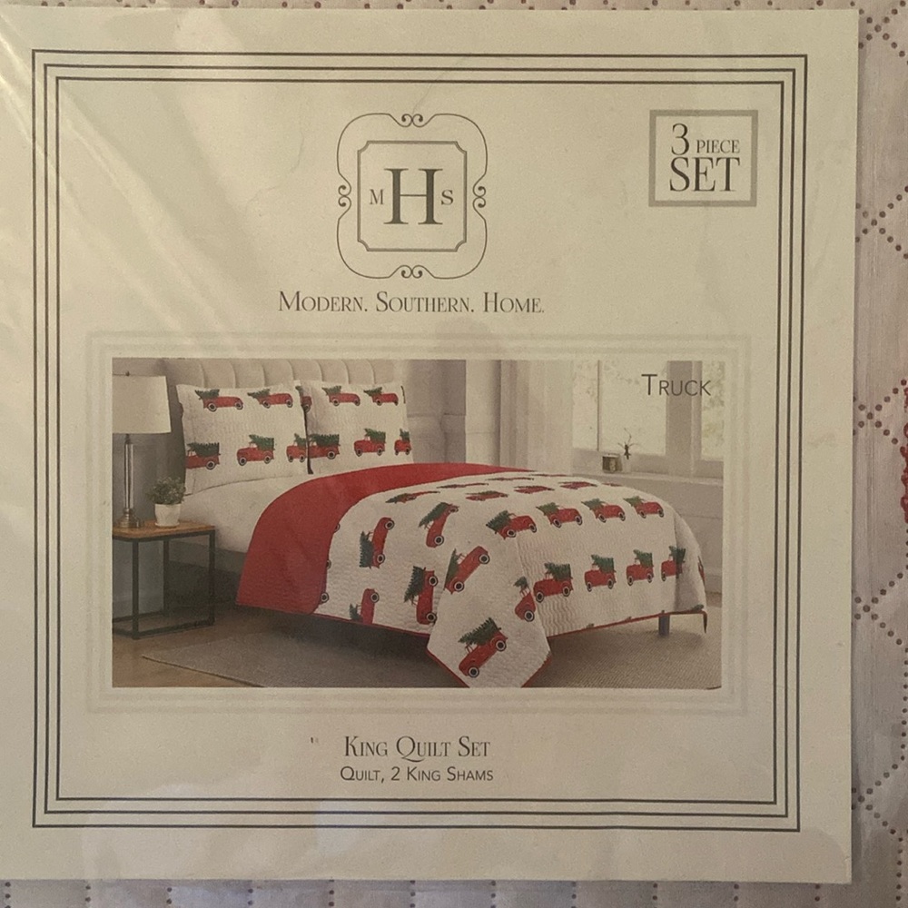 Modern Southern Home King Quilt Set
